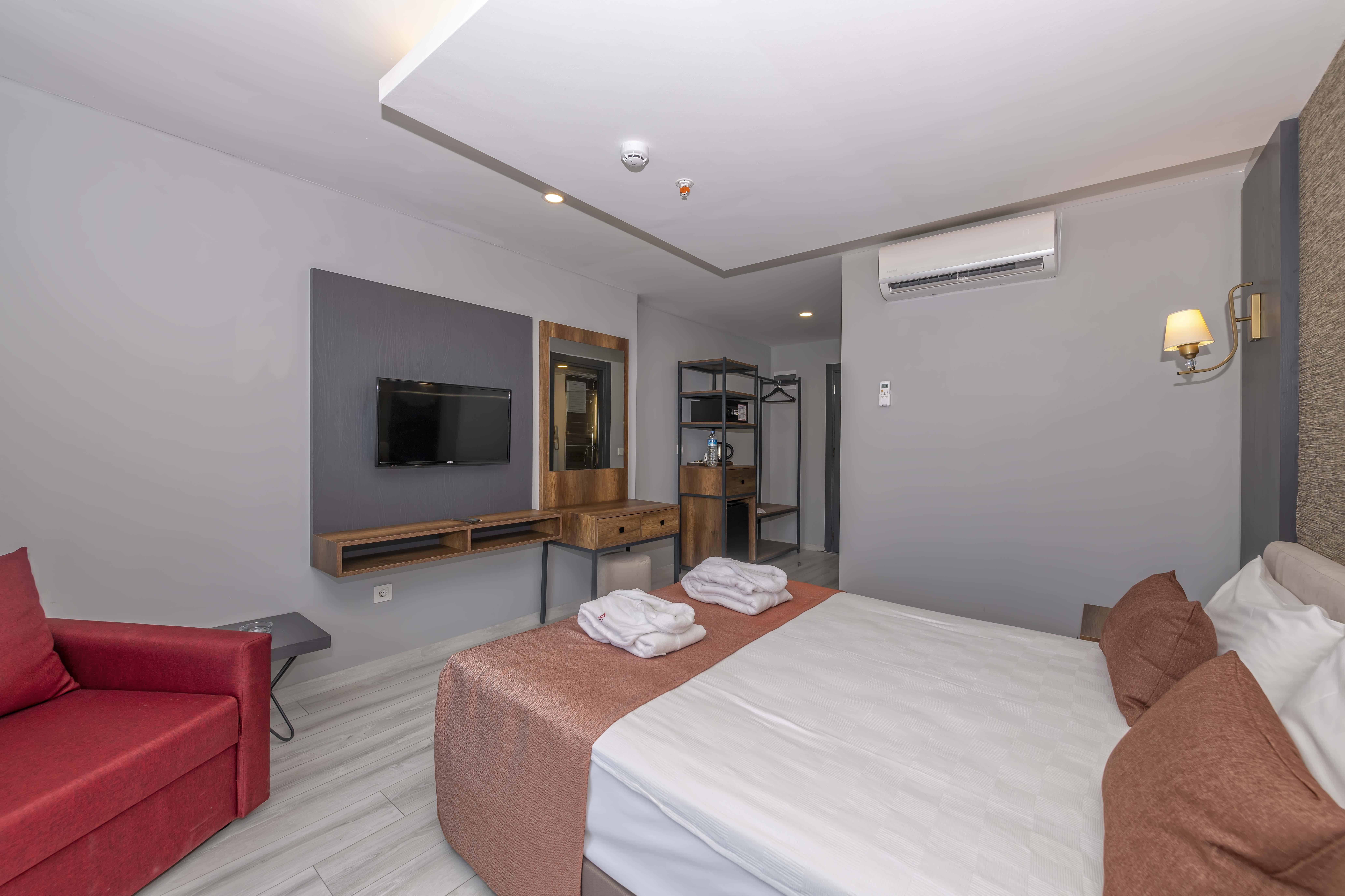 Royal Towers Lara Hotel Antalya Ngoại thất bức ảnh