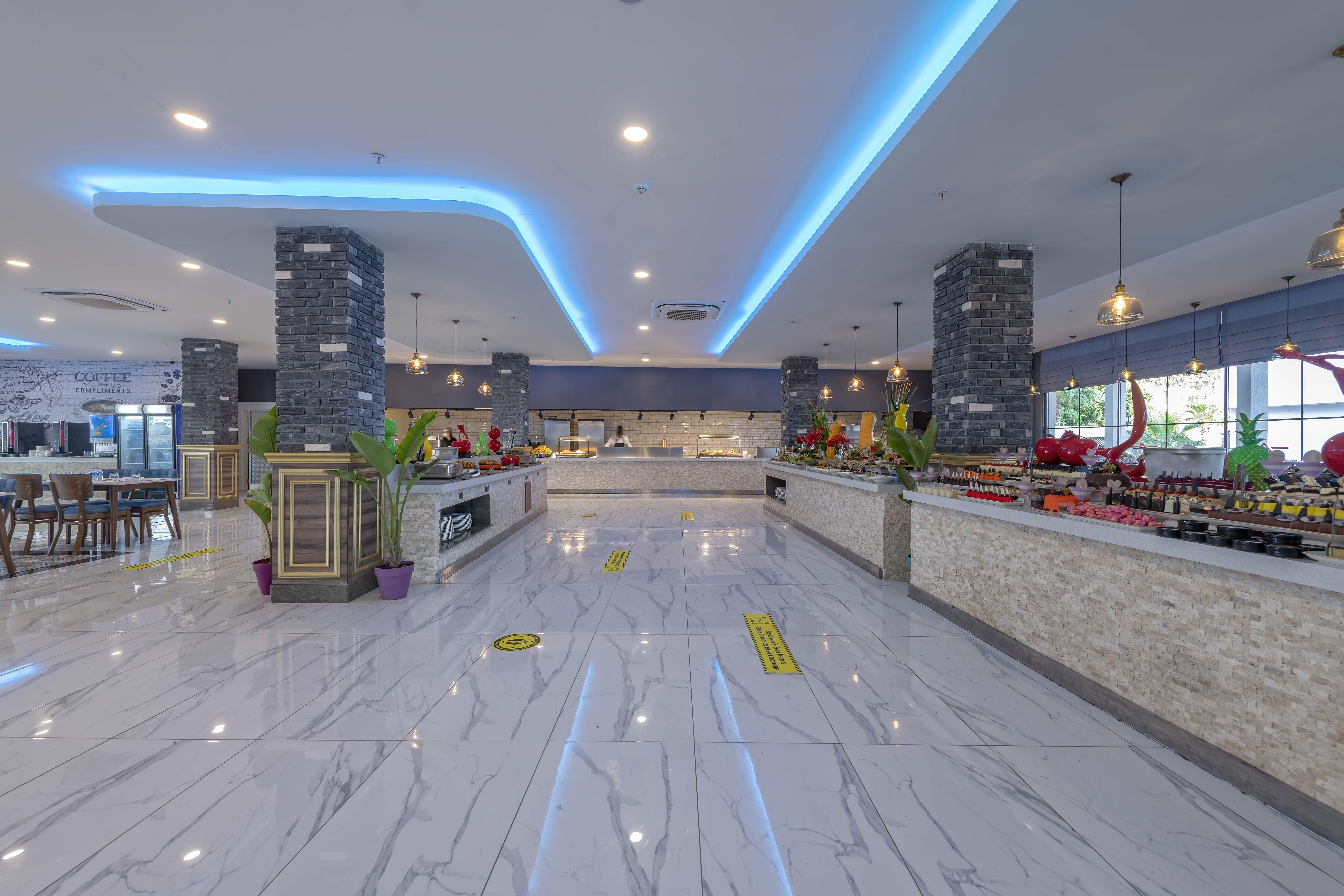 Royal Towers Lara Hotel Antalya Ngoại thất bức ảnh