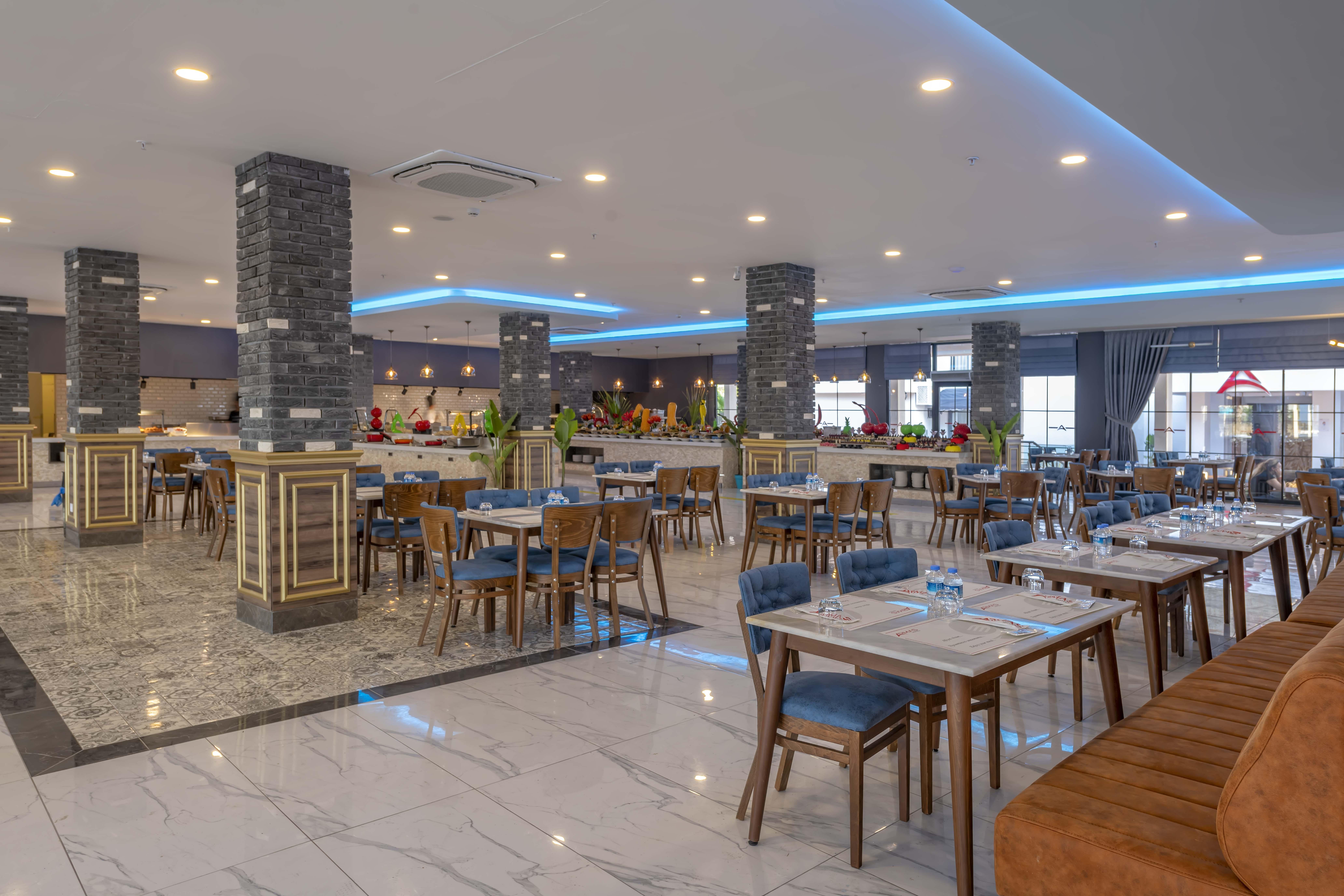 Royal Towers Lara Hotel Antalya Ngoại thất bức ảnh